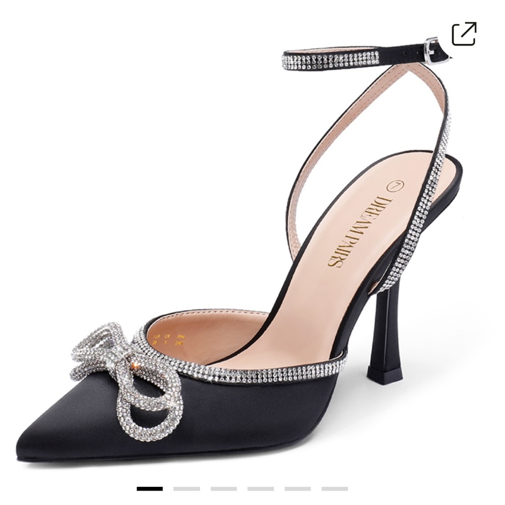 Dream Pairs Rhinestone Bow Heels!